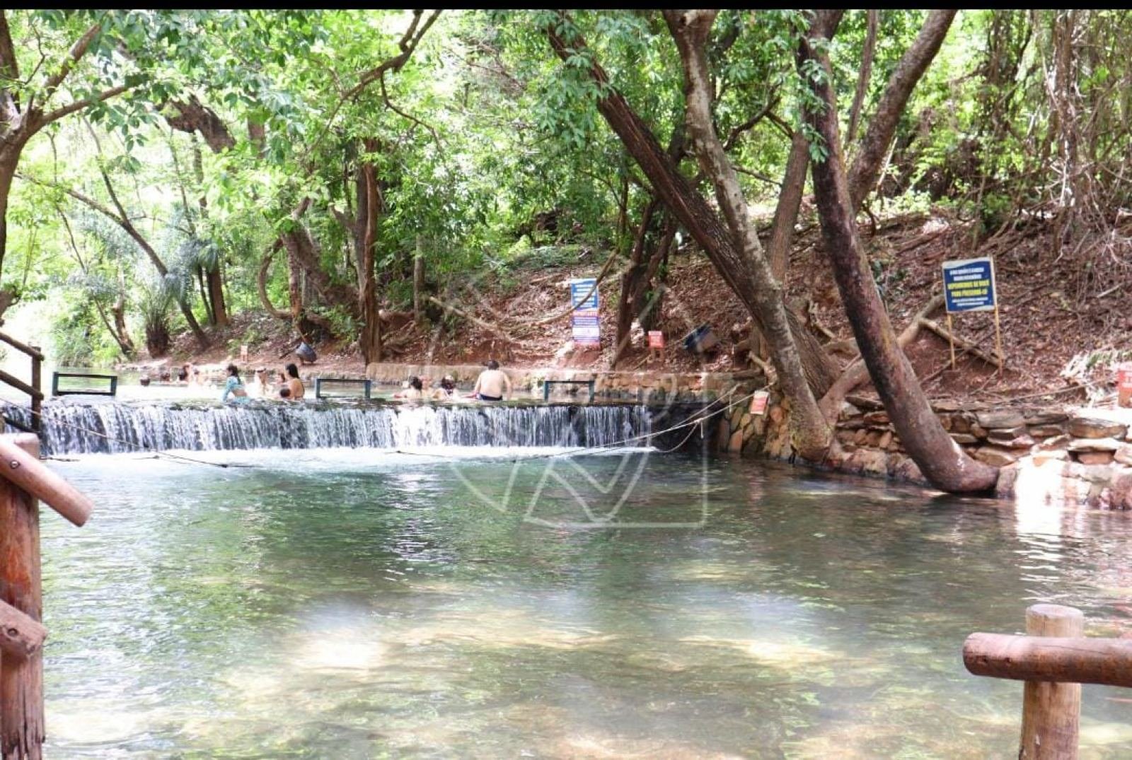 Foto AGUAS DA SERRA FLAT SERVICE